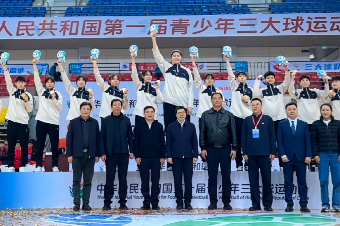 足彩合法赌球-球队在比赛中迅速扩大领先优势，成功晋级